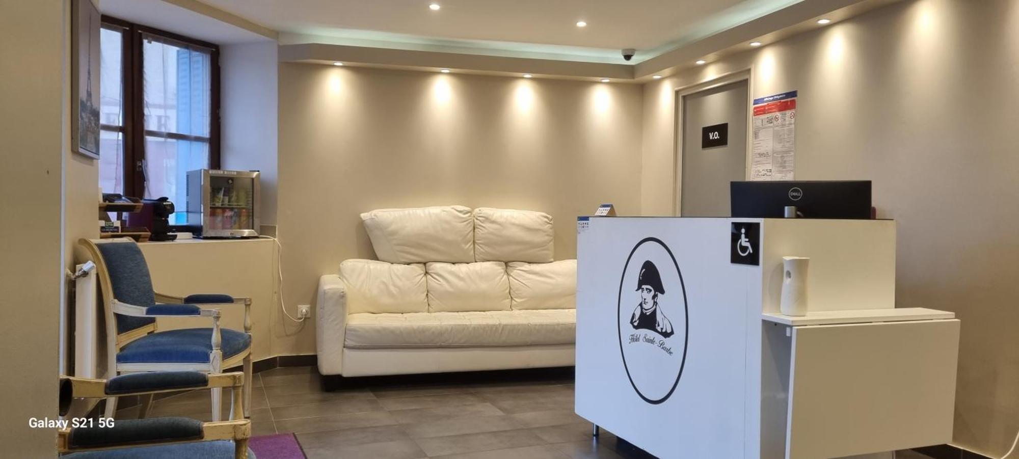 Hotel Sainte-Barbe Guignes-Rabutin Bagian luar foto